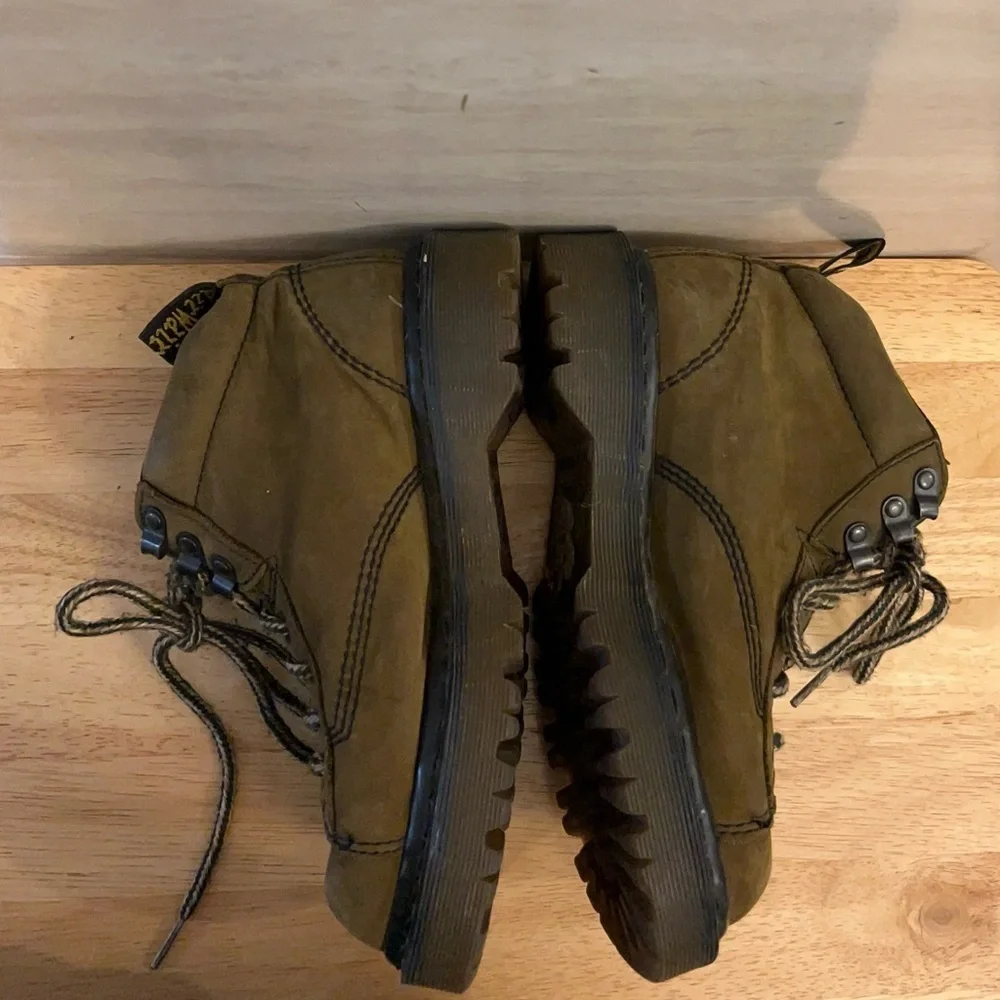 Vintage Dr. Martens Youth 8287 AirWair Lace-Up Boots